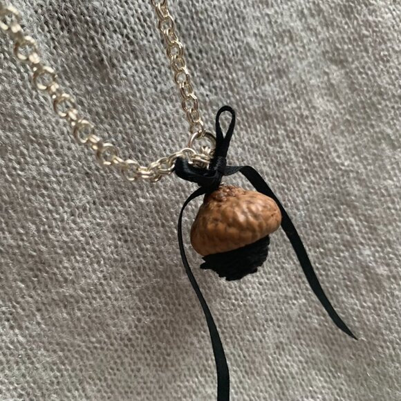 2x25$ 🐿 🍁 CREATION Long necklace - Acorn with Black pompom - silver tone chain - Picture 7 of 9
